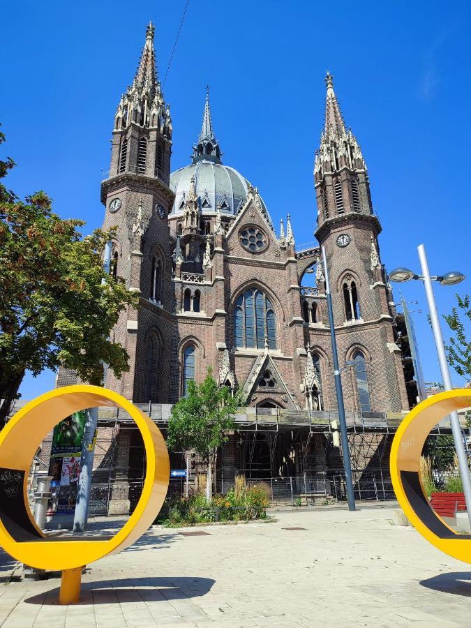 Central Mariahilfer Apartment 5 Min To The Schoenbrunn Palace And City Shopping Center 维也纳 外观 照片