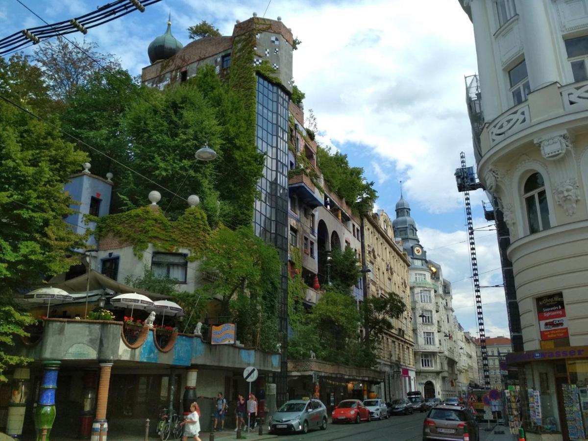 Central Mariahilfer Apartment 5 Min To The Schoenbrunn Palace And City Shopping Center 维也纳 外观 照片